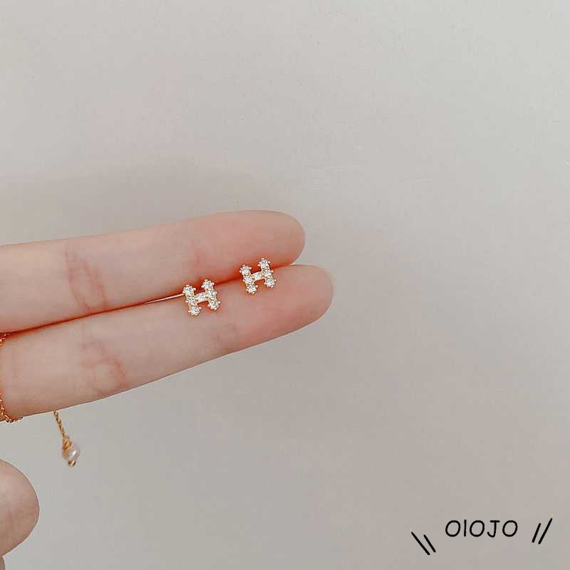2 Pcs Perak Jarum Zirkon Anting-Anting Bunga Kupu-kupu Huruf Sendok Tulang Telinga Kuku Wanita Fashion Aksesoris - ol