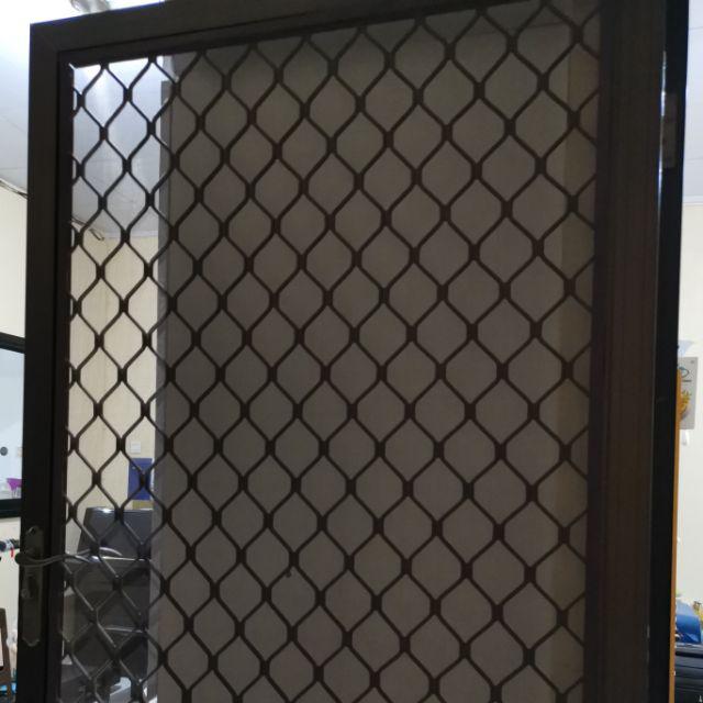 Kasa Kawat Nyamuk Fiber Nylon Dengan List Karet