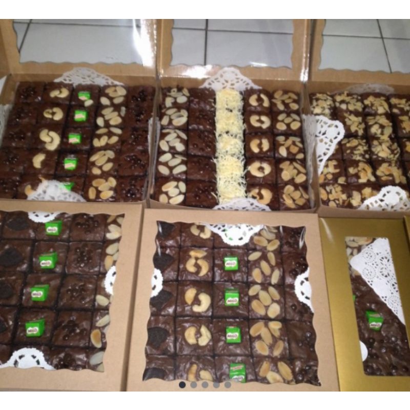 

brownies sekat ukuran 20 terenak