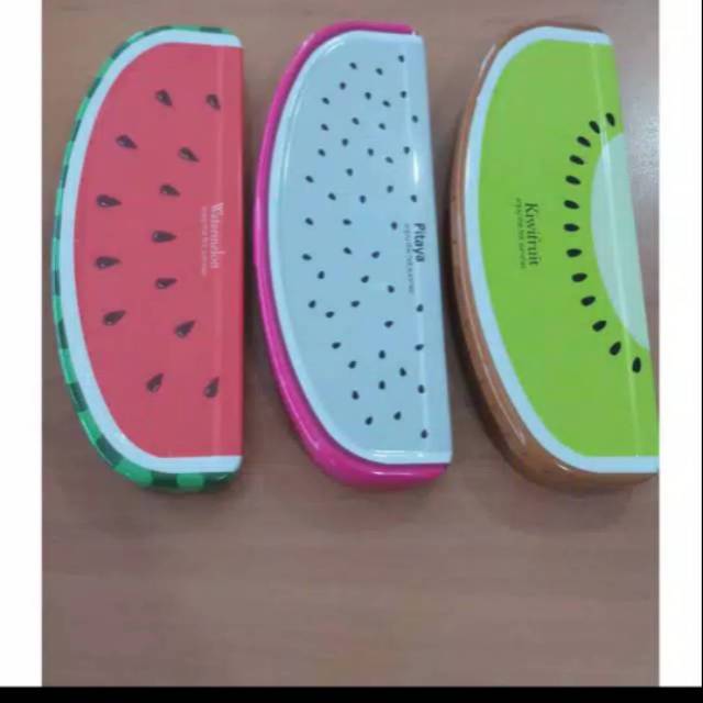 

Tempat Pensil Kaleng Buah