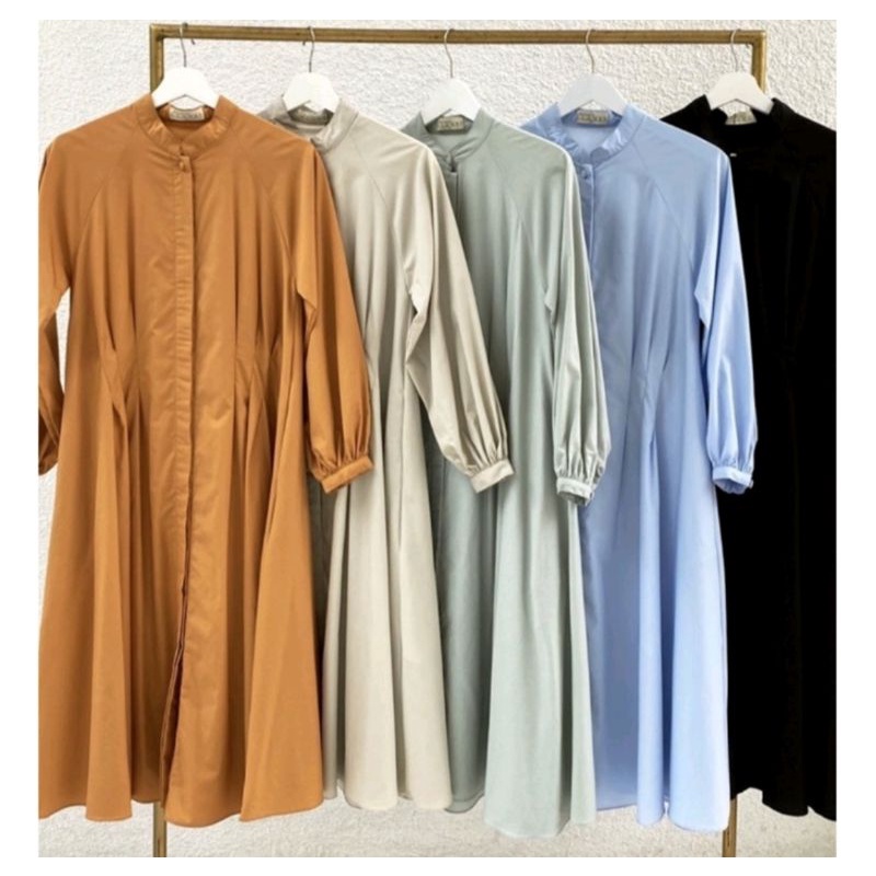 EVELYN DRESS WEARING KLAMBY