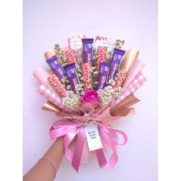 

BUKET COKLAT VALENTINE/WISUDA