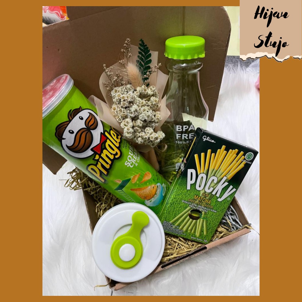 

Kado Murah Snack Box Gift Box Anniversary Birthday Wisuda Paket Makanan Ringan Hijau
