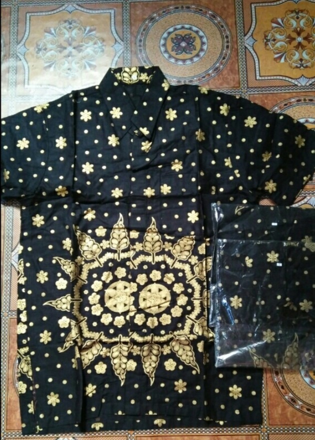 Couple Batik Terbaru Zaen Couple Keluarga Bisa Pisah New New New Motif Daun Bulat Hitam
