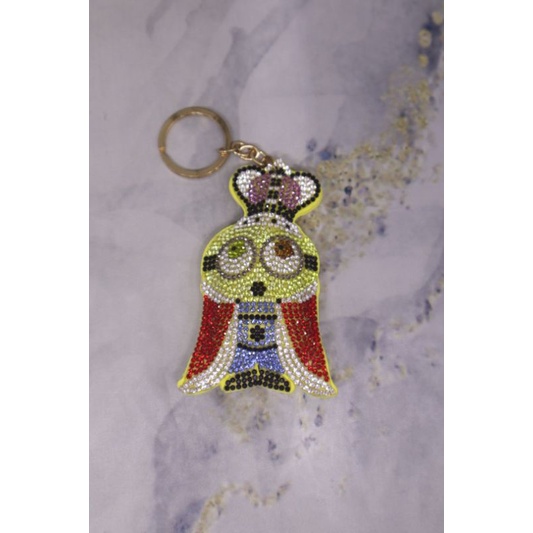 Gantungan blink2 minion king bob