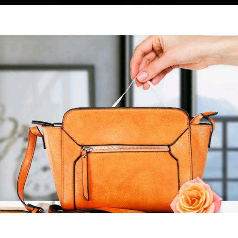 Tas selempang stadivarius size medium