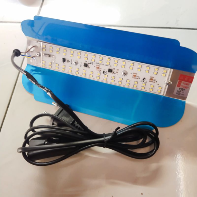 lampu taning aquarium 50 watt tinggal colok