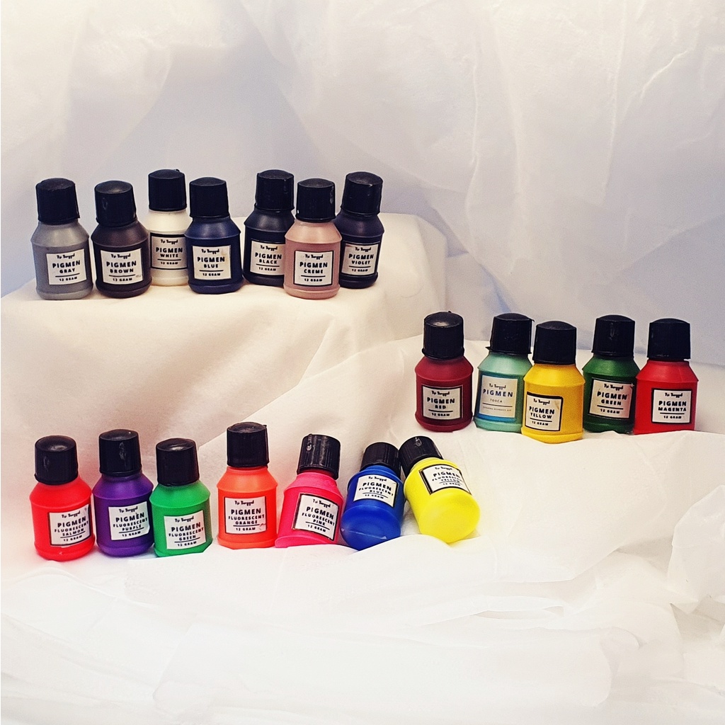 

PAKET PIGMEN MINI 12gr ISI 20 PCS WARNA SURGA - Pewarna Pigment Campuran Cat Pigment Tie Dye Warna Warni Color Colorful Cat Paint Painting Prakarya Kerajinan Crafting Art Seni Kesenian Canvas