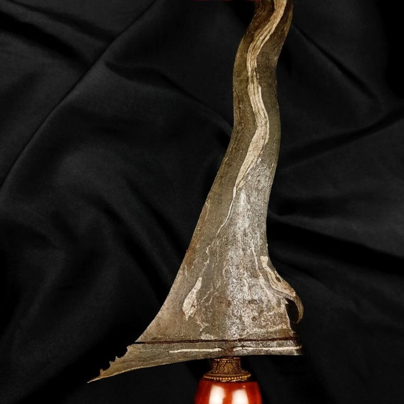 Keris Sempono Luk 9 Pamor Lintang Kemukus Tangguh Pajajaran Kuno