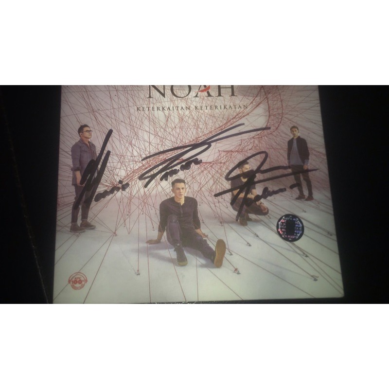 Album CD NOAH + Tandatangan Personil