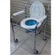 Comode Kursi BAB Commode Chair Bisa Lipat Dengan Roda/kursi puk lansia