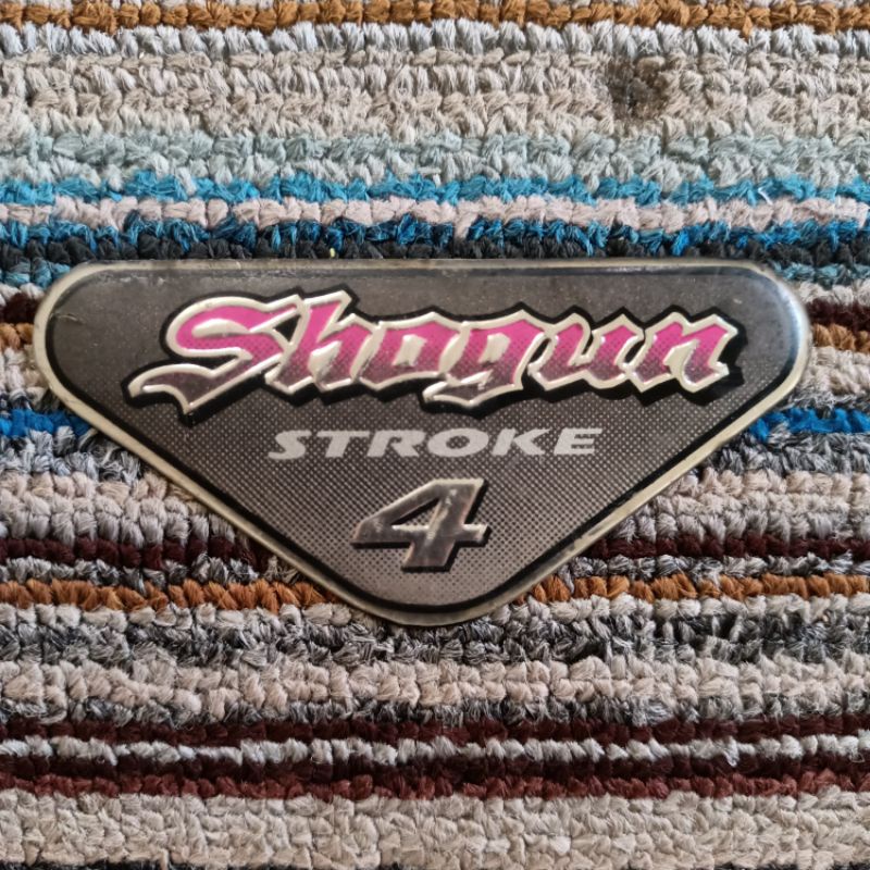 emblem logo emblem panel dasi suzuki shogun 110 shogun lama original second murah