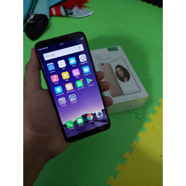 Oppo F5 (bekas)