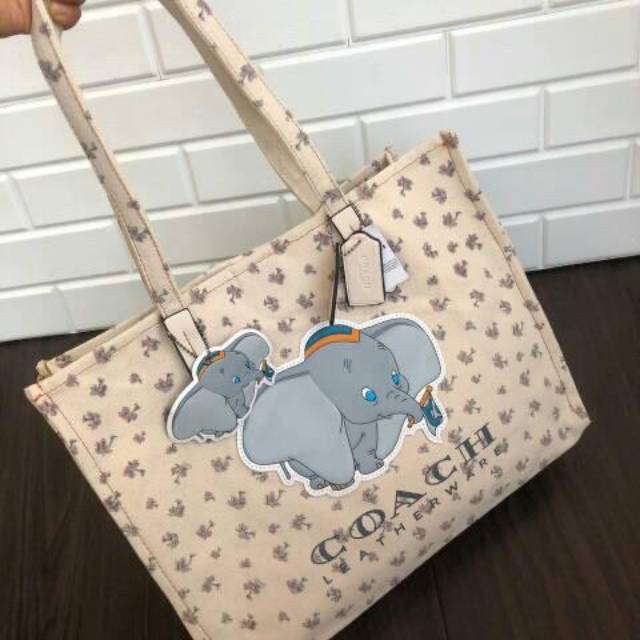 Coach dumbo medium tote bag  / coach dumbo canvas tote bag / coach bag