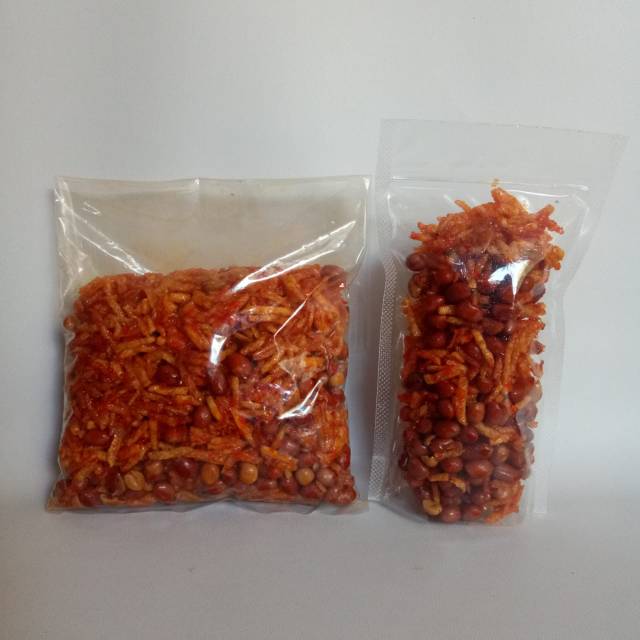 

Kering kentang kacang pedas 250 gr