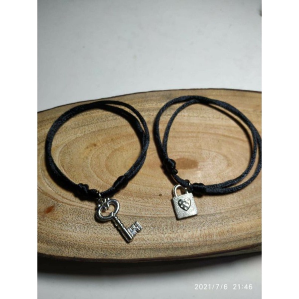 gelang Couple Gembok Kunci warna silver