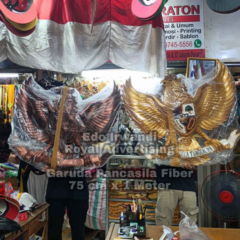 Patung Garuda PANCASILA Bahan Fiber Warna Perunggu Ukuran 1 Meter Ready Stock Berkualitas