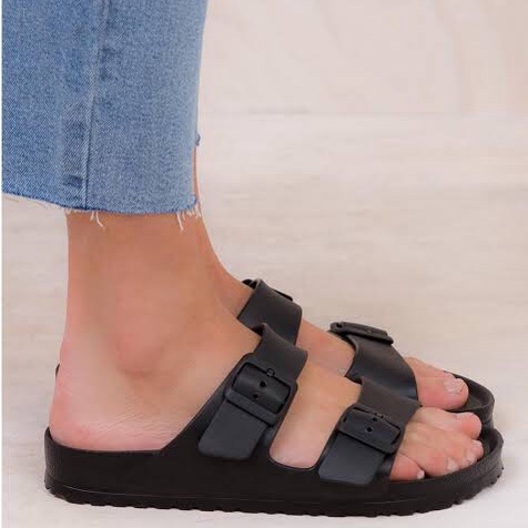 Sandal Wanita Slop Sendal Cewek Kekinian Korean Sandal Musim Panas Sandal Cewe Fashionable Model Dua Strap Terbaru Anti Slip Murah Komin