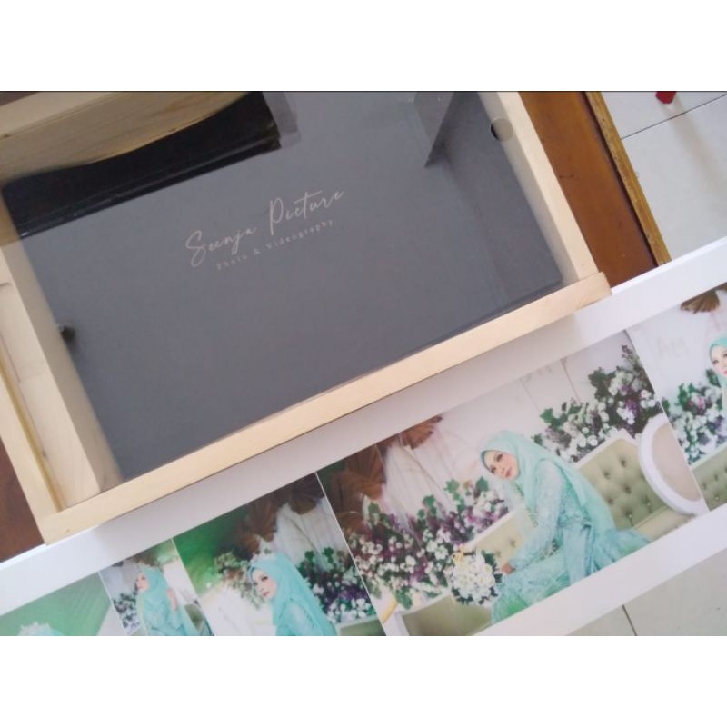 album kolase 20x30 box kayu akrilik+grafir