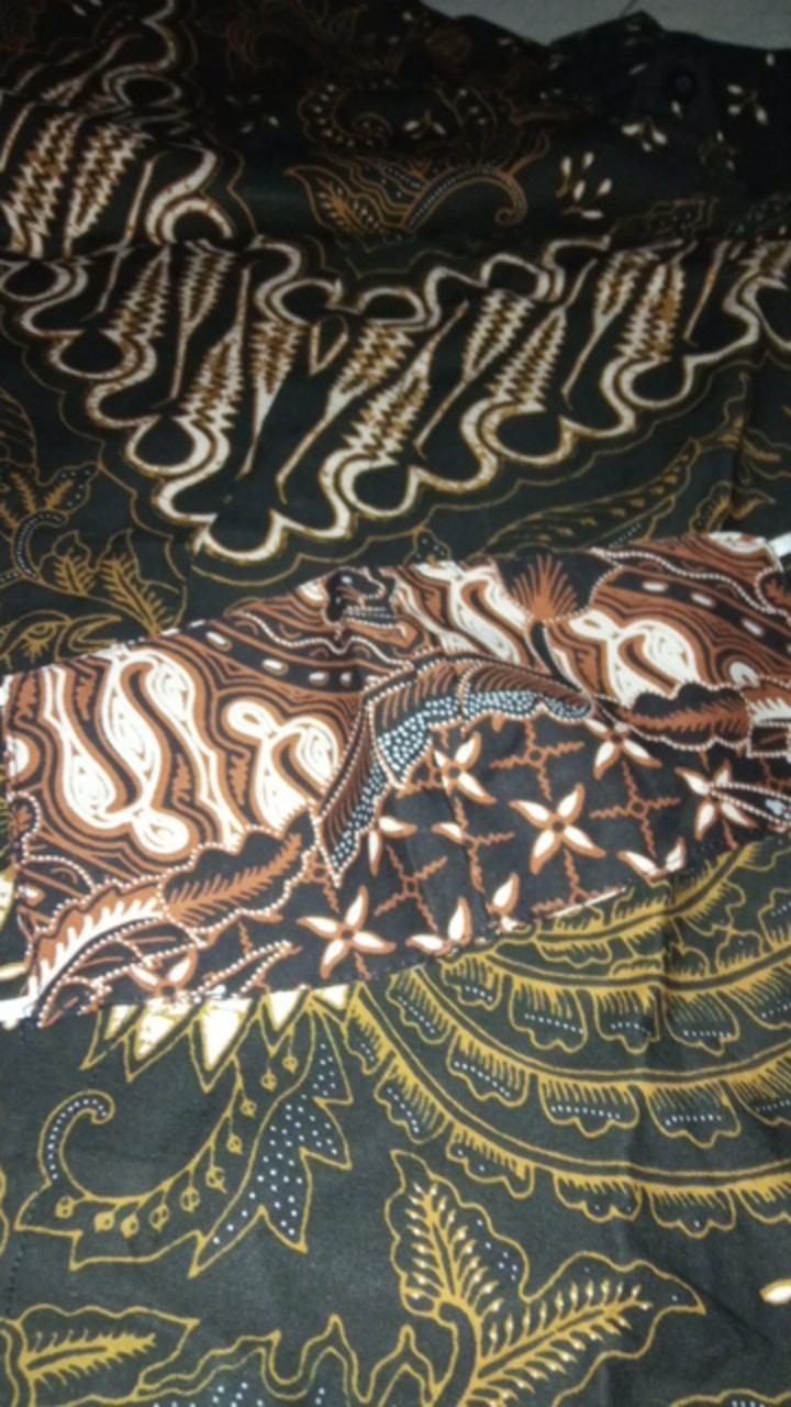 Merak Rojo Maroon Kemeja Batik Pria Full Furing Reguler Fit