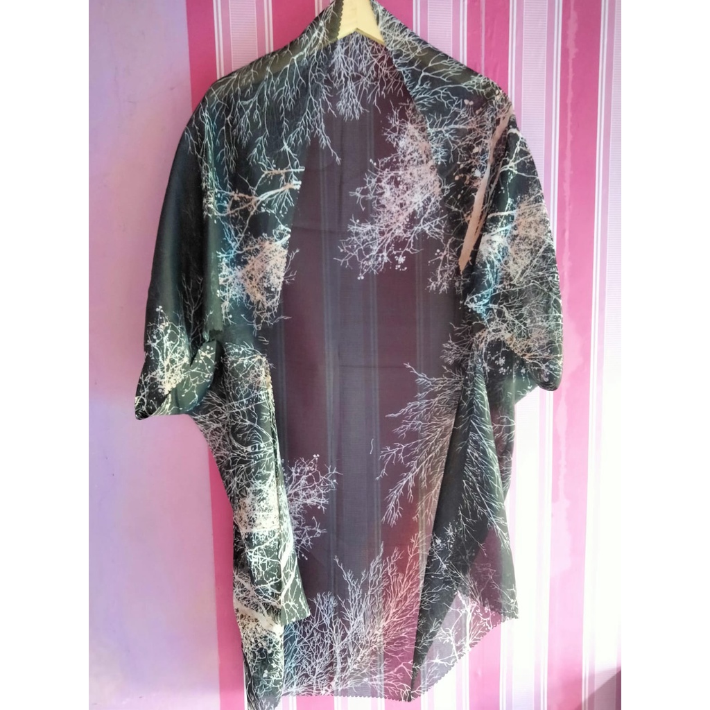 OUTER SCARF CARDIGAN PREMIUM VIRAL MOTIF KEKINIAN / TANPA PO / READY COD / Outer Mono Hitam Series / Outer Scarf Premium / Outer Wear / Outer Wanita / Outer Terbaru 2022 Kekinian / Outer Muslim Wanita / Outer Cardigan Premium-MOTIF 9