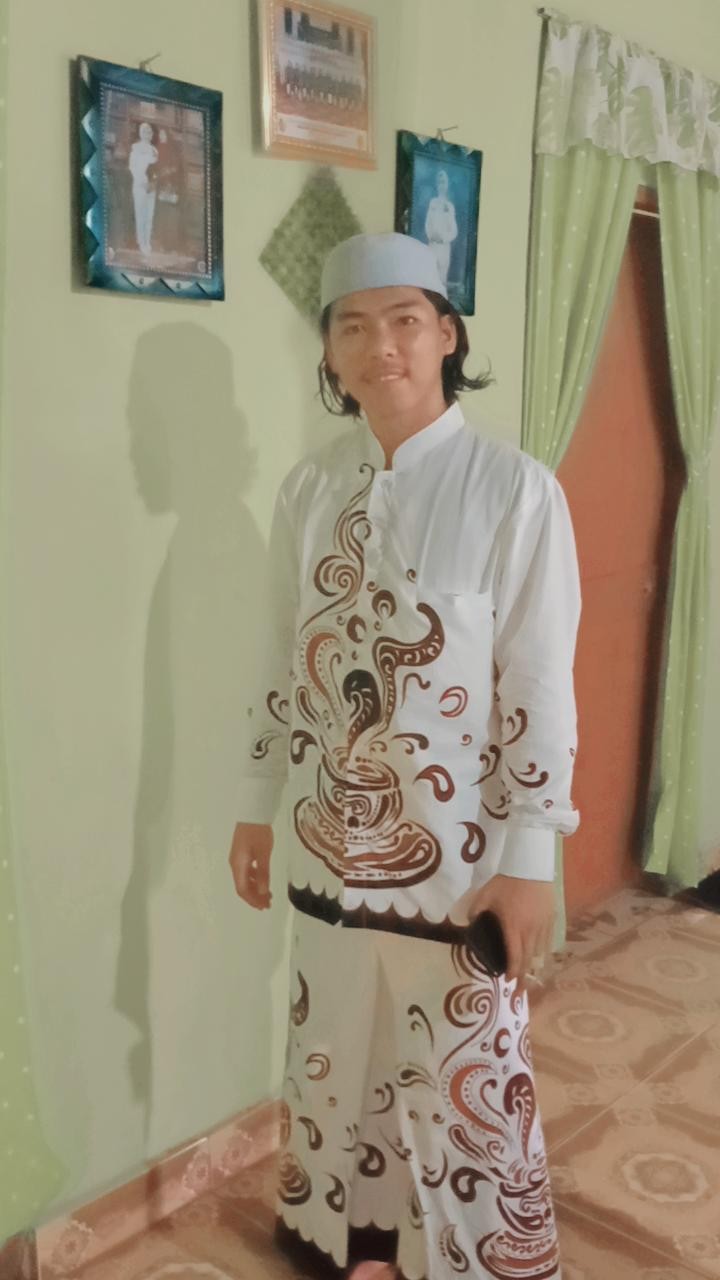 Setelan Sarung Dan Baju Koko Batik Motip Kopi Putih Sogan Batik Solo