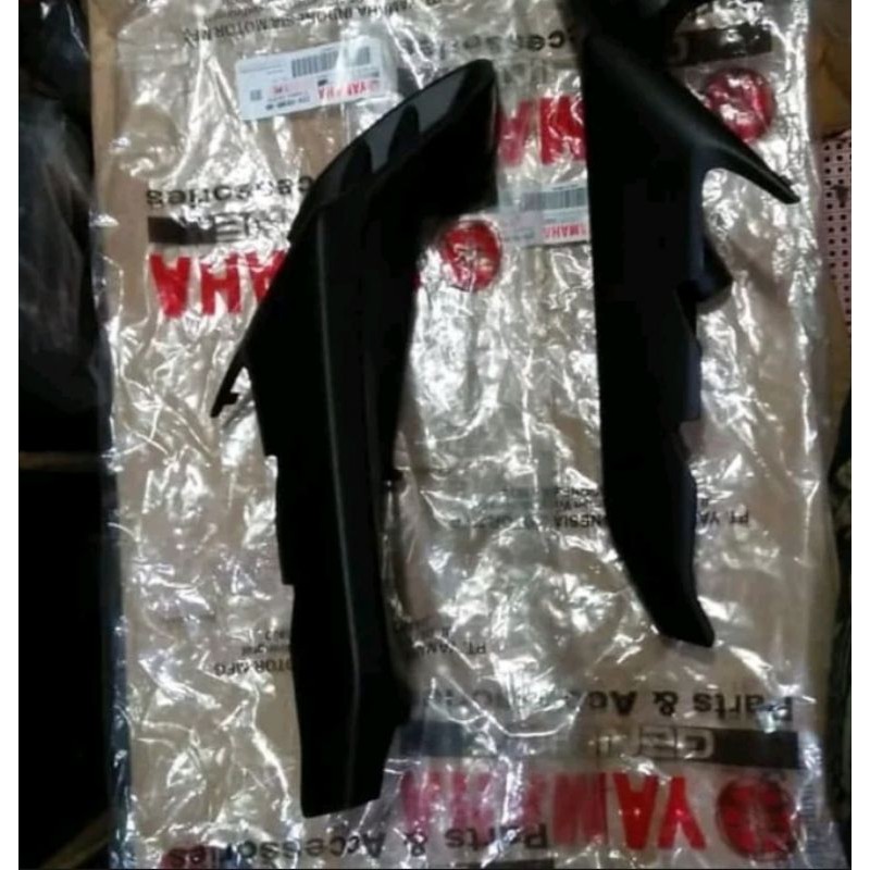 SIRIP SAYAP XEON GT125 HITAM ASLI ORIGINAL YGP