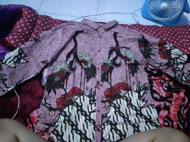 Kemeja Batik Pria / Kemeja Lengan Panjang / Hem Batik Couple Pria / Sarimbit / Robin 021 023 Av