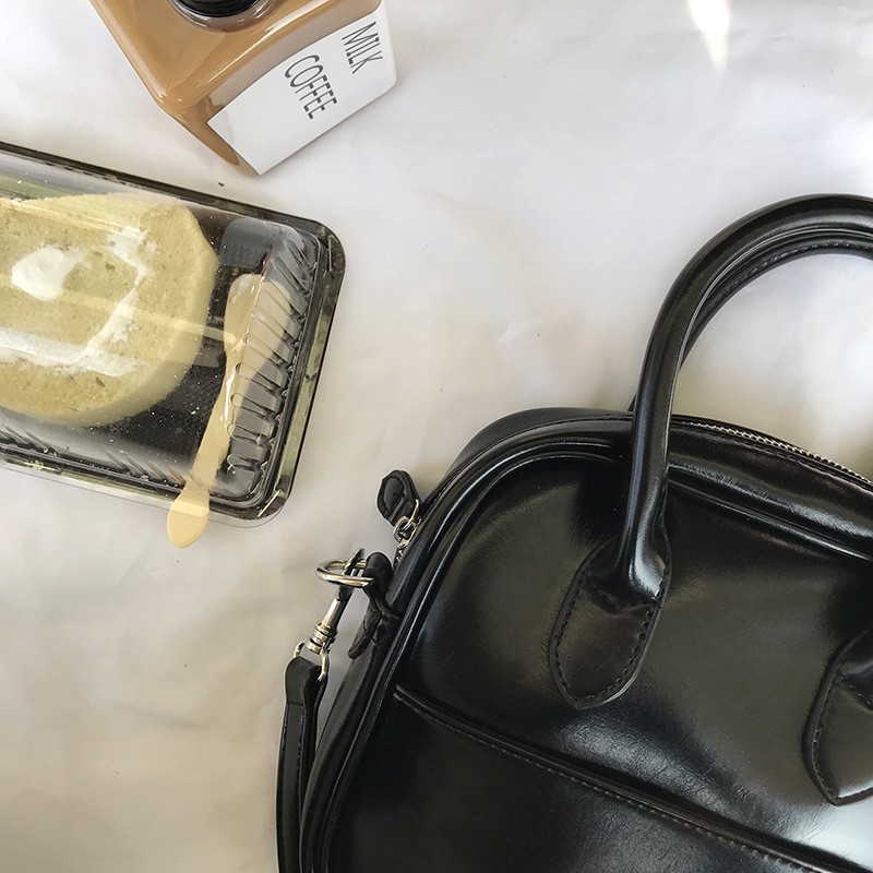 Tas Handbag dengan Tali Panjang Model Simpel/Retro untuk Wanita