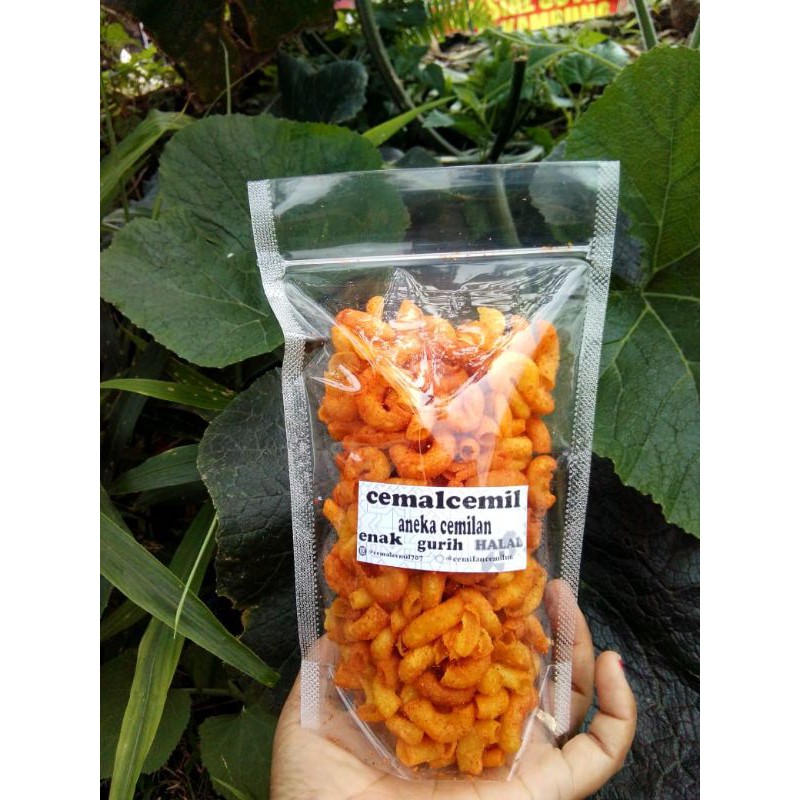 

makaroni usus kripik pedas 500gram