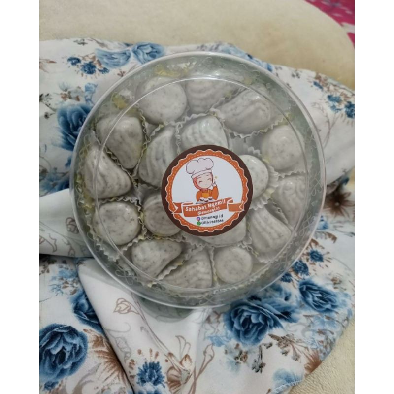 

kue kering cokelat oreo