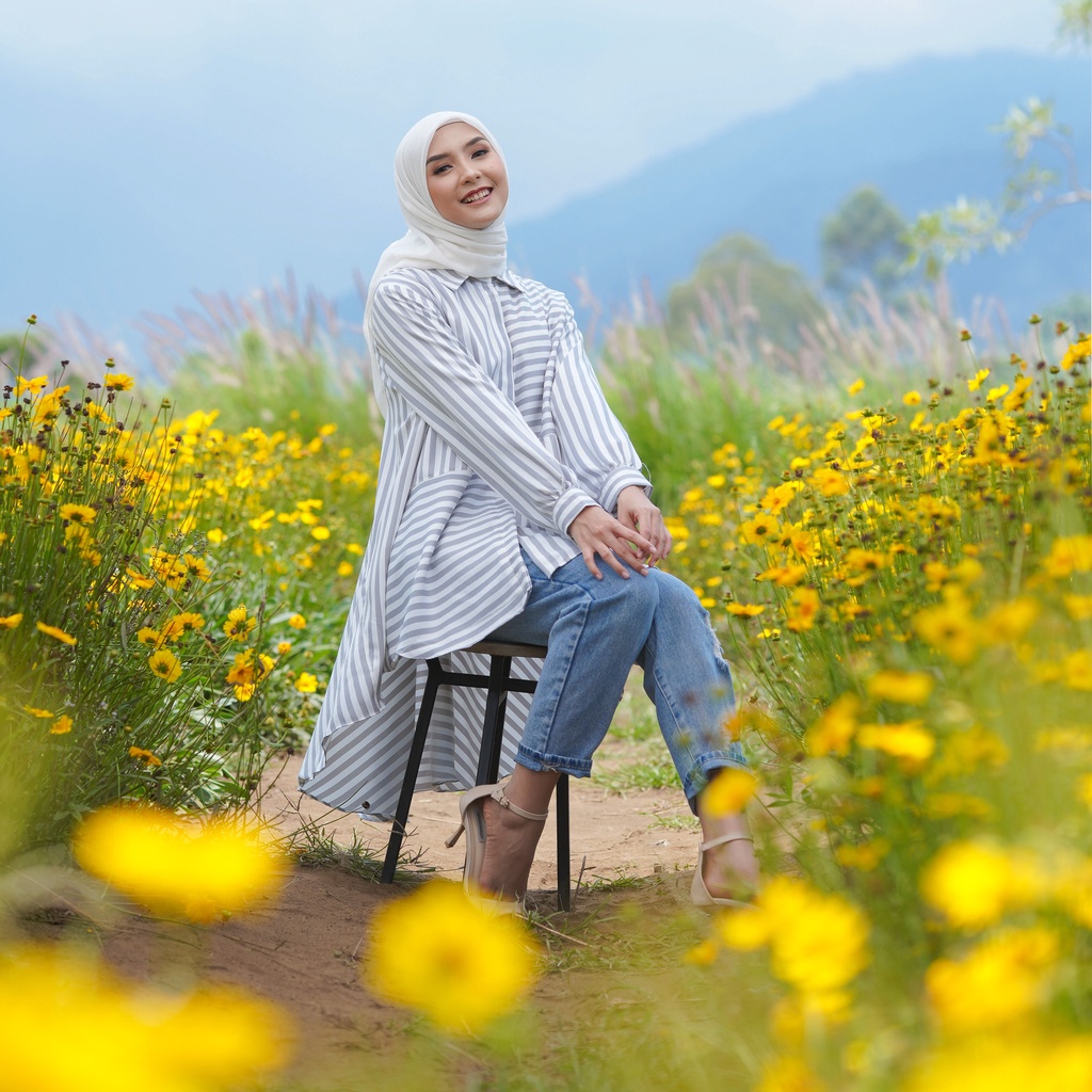 Arumi Top blouse salur kemeja wanita oversize