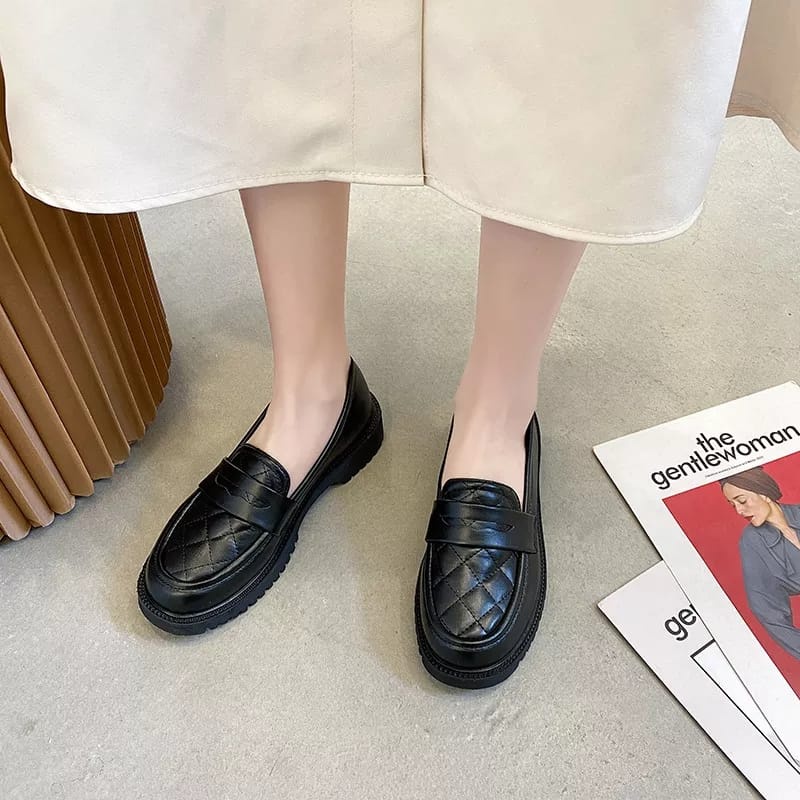 Sepatu Loafers Wanita Style Korea '' KIRANE '' Premium BTL 020