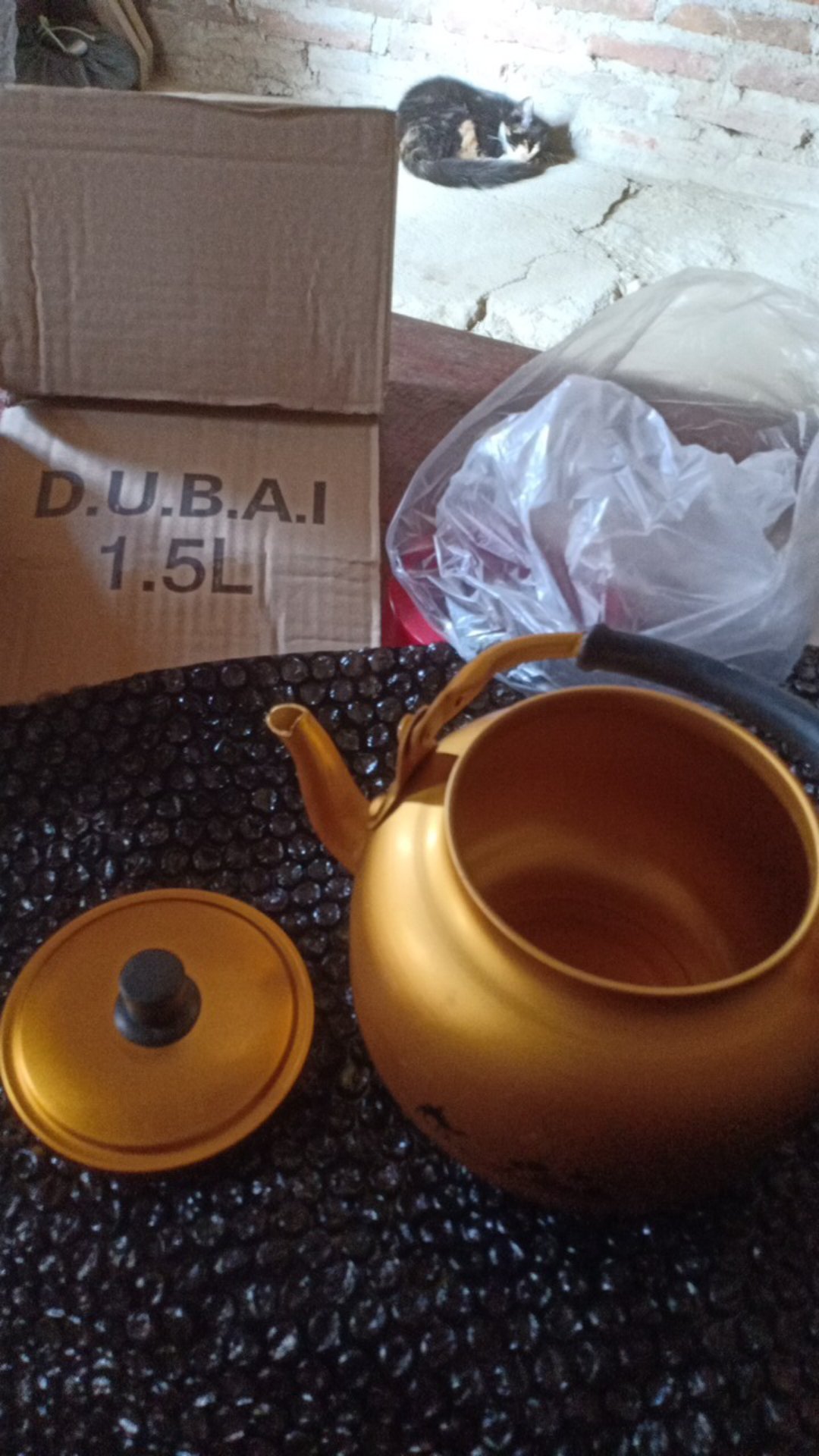 Teko Alumunium Emas 1.5l Teko Kuning Alumunium Teko Arab Dubai