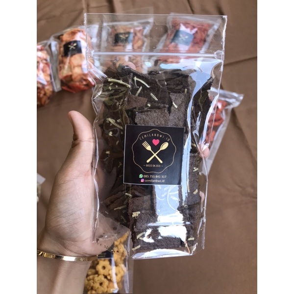

KRIPIK BROWNIS [65gr]