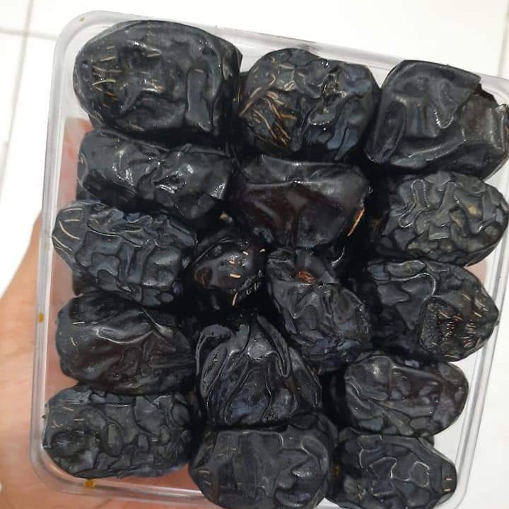 

Kurma Nabi / Ajwa Madinah Kemasan 500 gram dan 500gram