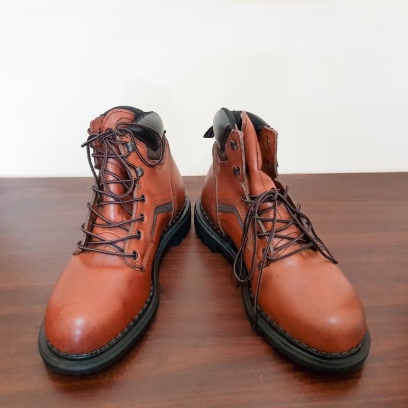 Red Wing Shoes 2226 Size 8.0 ASLI Safety Shoes