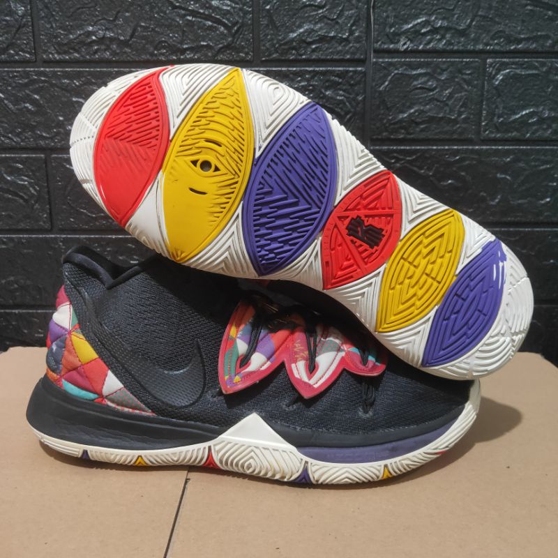 Sepatu Second Kyrie 5 Cny 45
