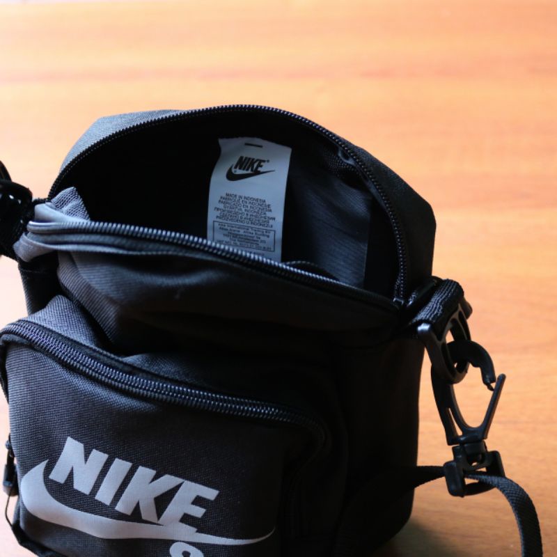 Tas shoulderbag slingbag nike sb