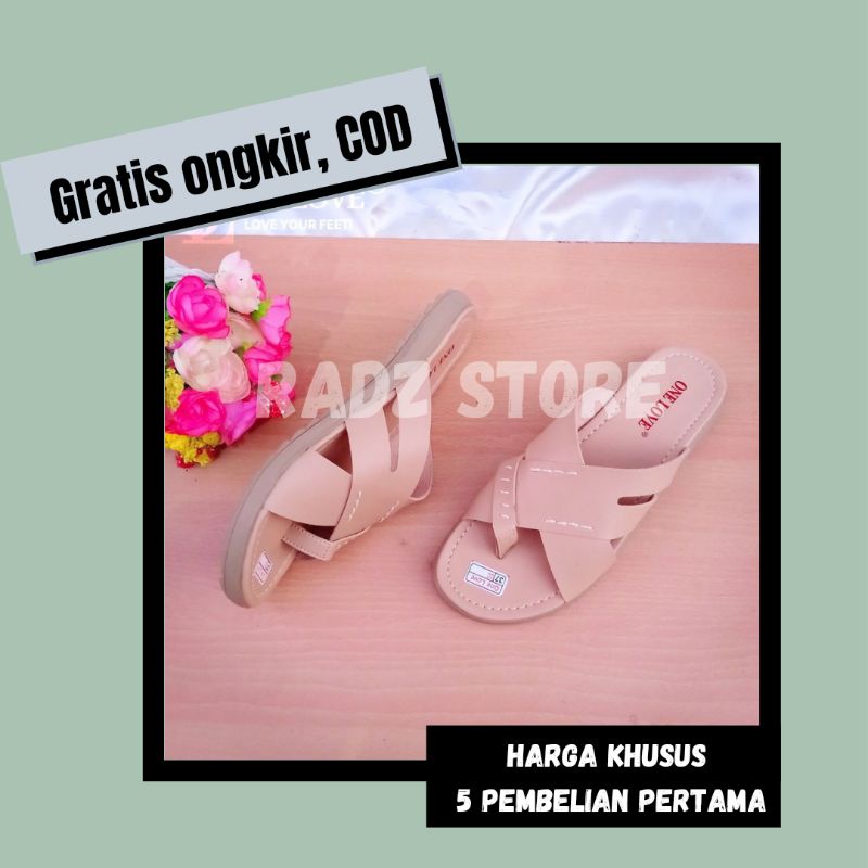 Sandal Wanita Terbaru Sendal wanita Kekinian 2021 Sandal slipOn silang Sandal One love Sandal Remaja