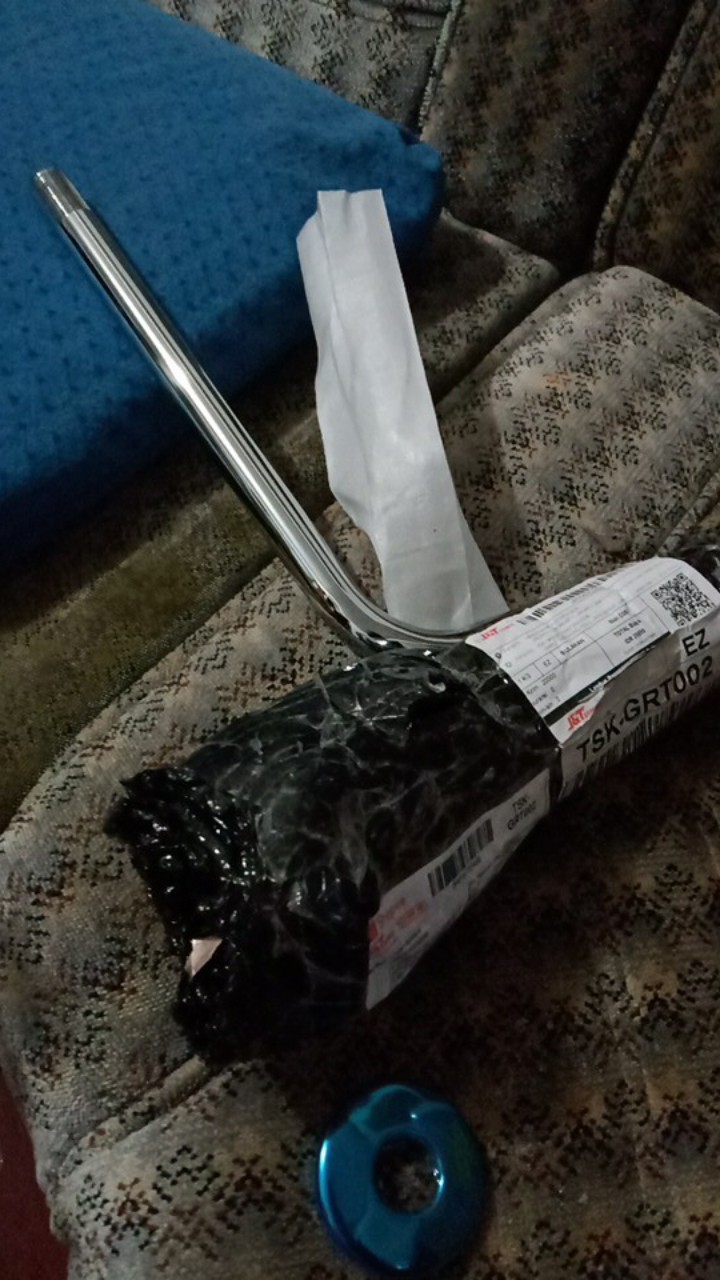 Tangkai Pipa Wall Shower / Shower Tanam 30cm