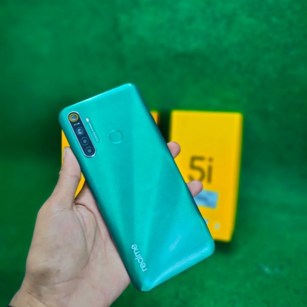 Promo REALME 5i 4/64GB SECOND Berkualitas