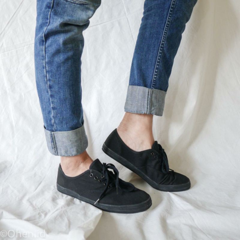 City Sneaker Black