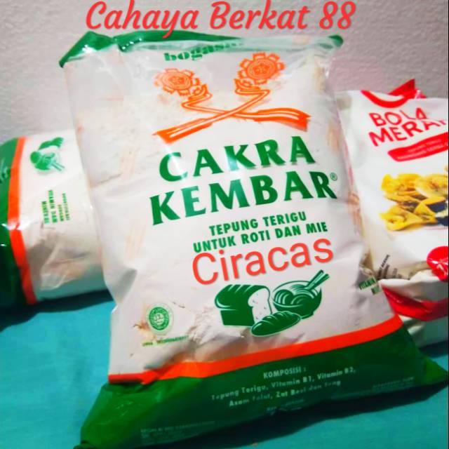 

tepung cakra kembar bogasari 1 kg protein tinggi roti mie murah halal