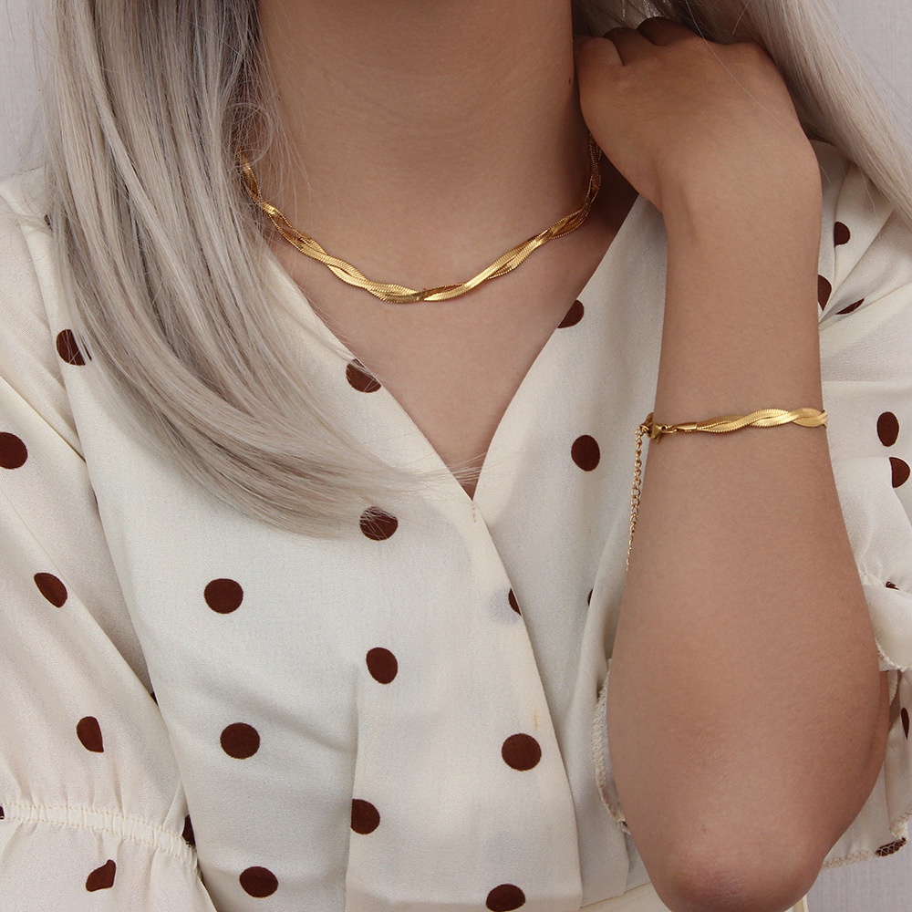 Kalung Gelang Tulang Ular Bahan Titanium Steel Untuk Wanita