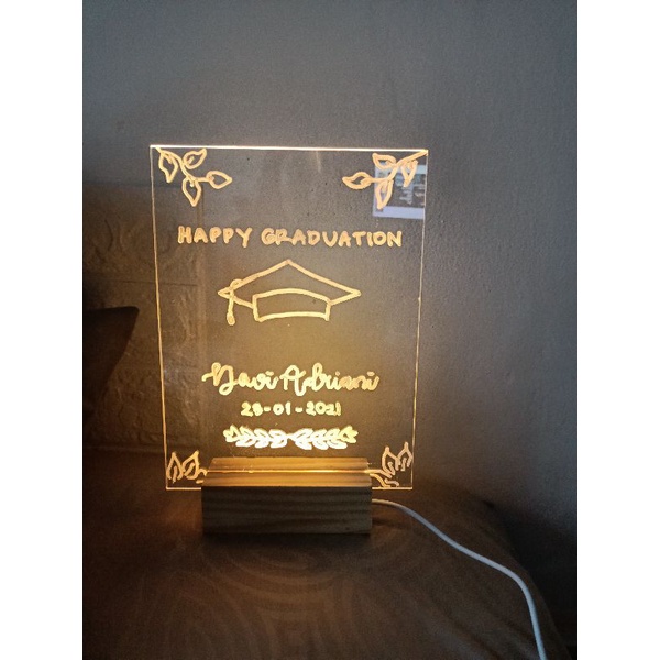 akrilik lamp hadiah wisuda/birthday ultah/ anniversary/wedding