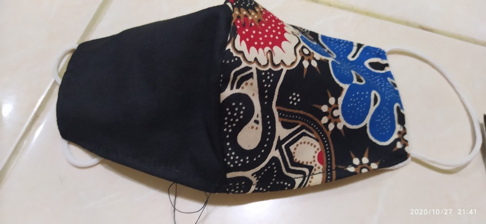 Masker Kain Batik Anak