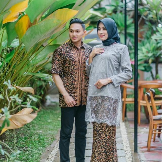 NEW COUPLE BRUKAT BATIK KELUARGA