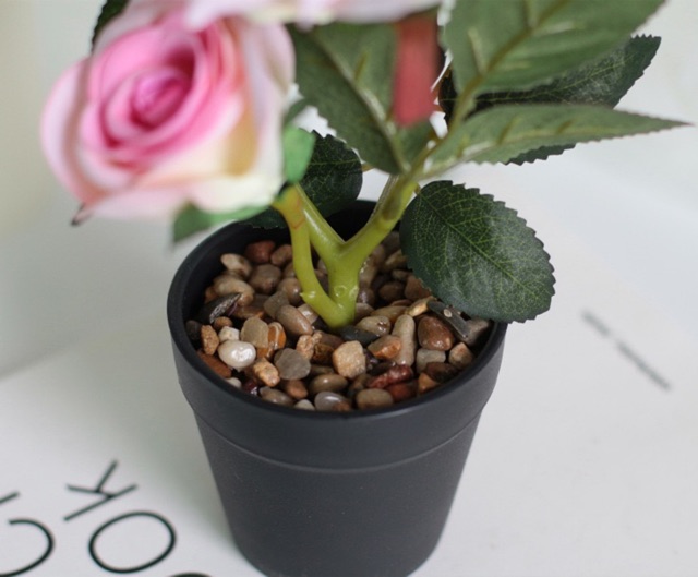 AM502 Bunga Plastik Motif Rose Keranjang Hitam / Bunga Plastik Artificial-7