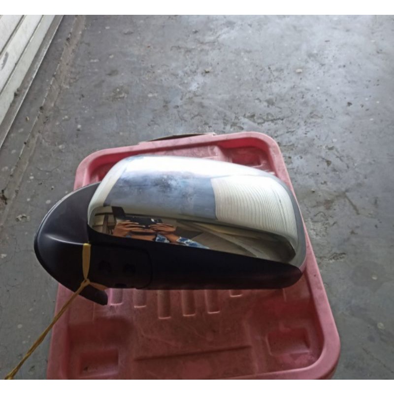 Spion Hilux THN 2010